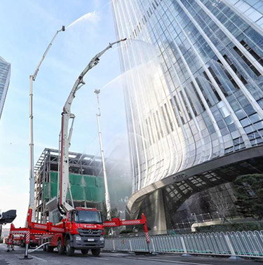 北京市消防救援总队开展超高层建筑灭火救援实战演练